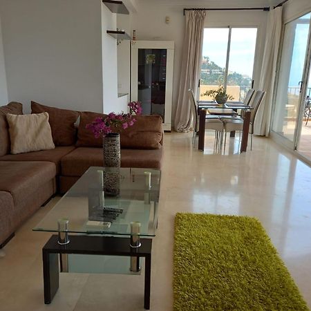 Villa Suiza Алтеа Екстериор снимка