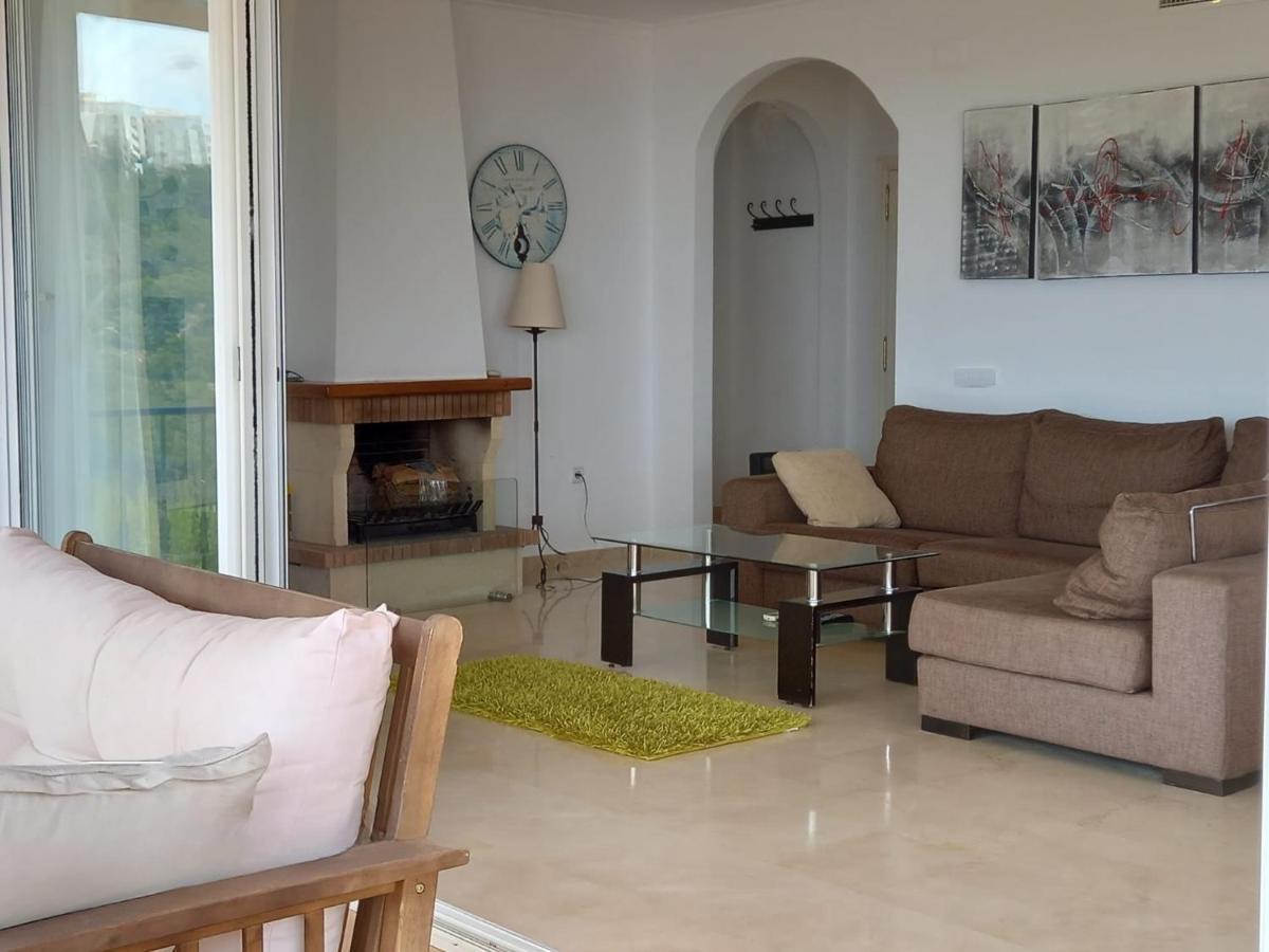 Villa Suiza Алтеа Екстериор снимка