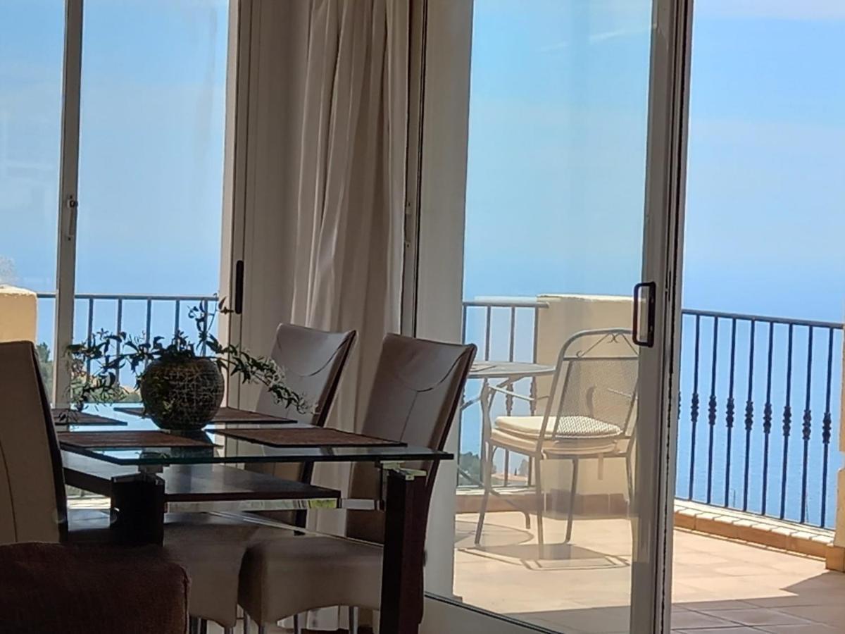 Villa Suiza Алтеа Екстериор снимка